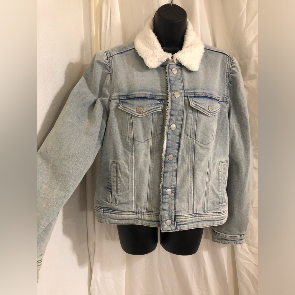 Nanette Lepore white sherpa lined pleated‎ shoulder denim jacket size large new - Picture 2 of 14
